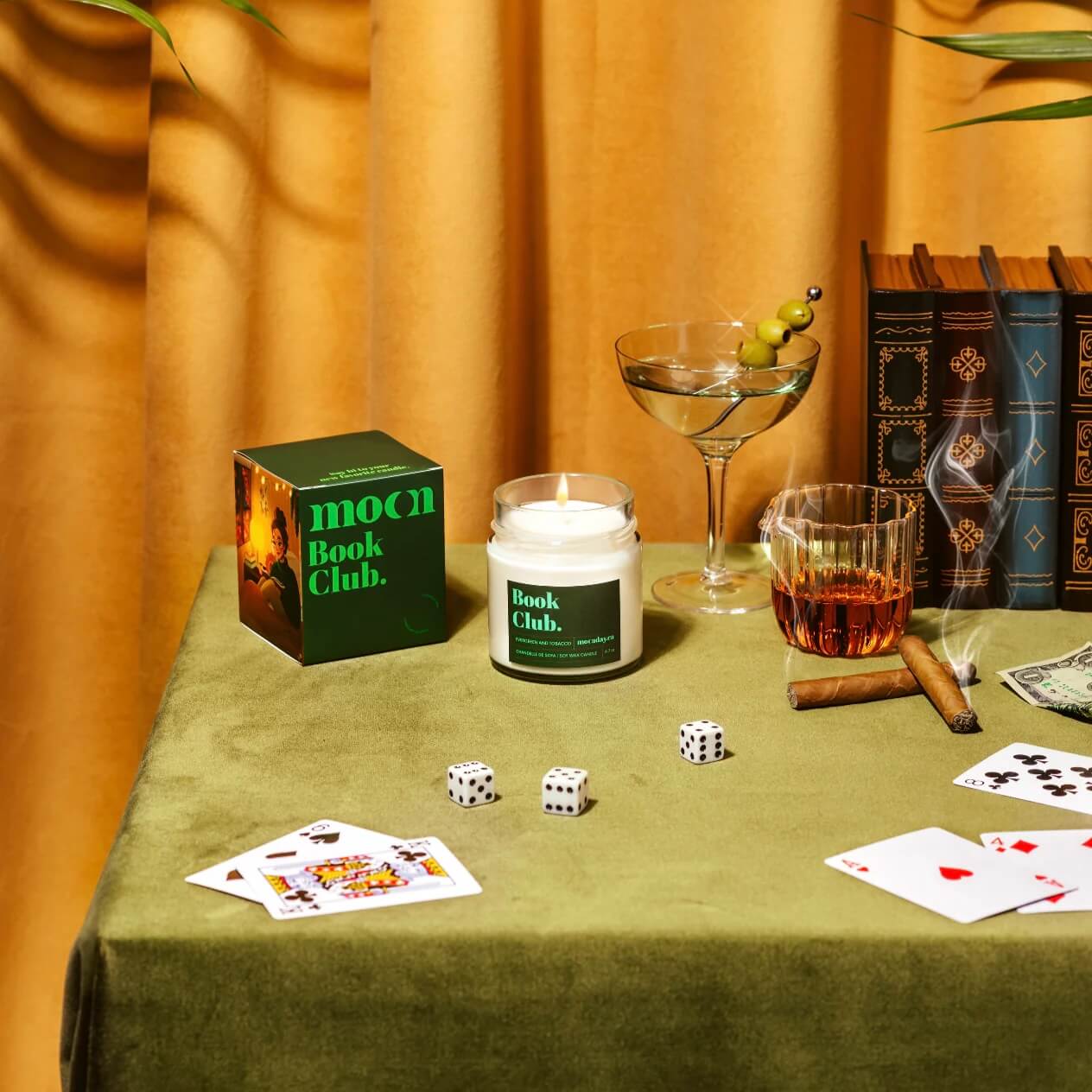 Chandelle bougie cire soya naturelle book club feuille tabac Moonday