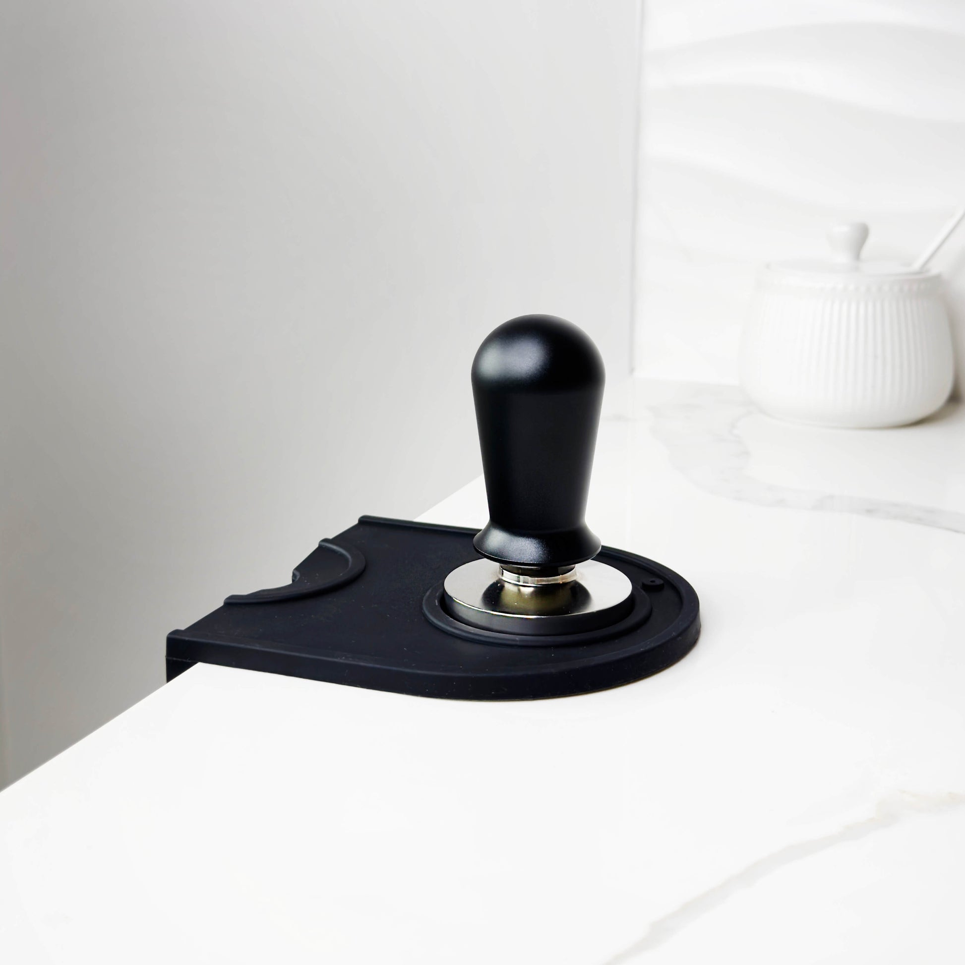 Tamper espresso pression constante 38mm accessoire barista précision